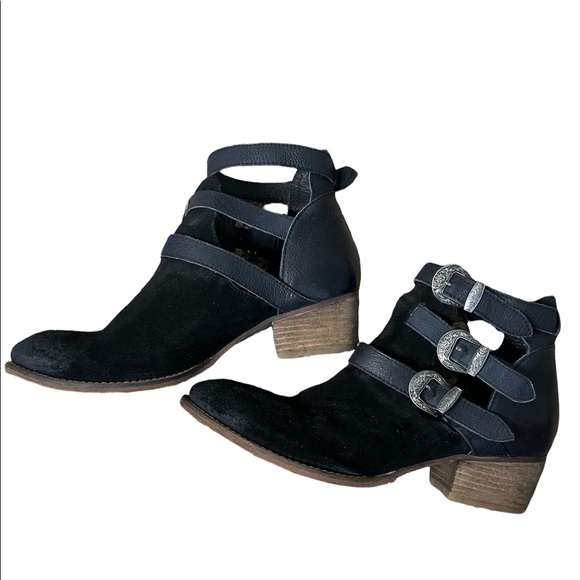 Diba True Summer Town Booties - Picture 5 of 5